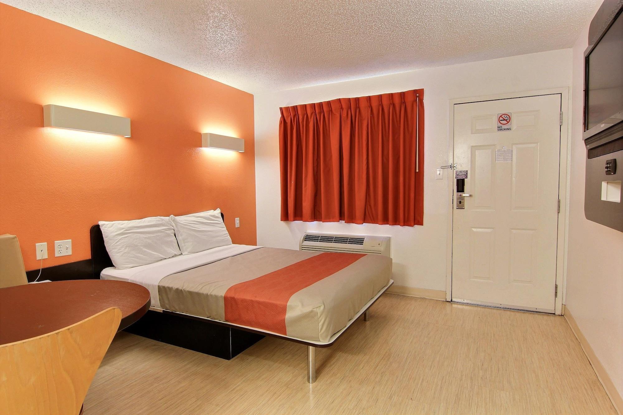 Motel 6-Austin, Tx Екстер'єр фото