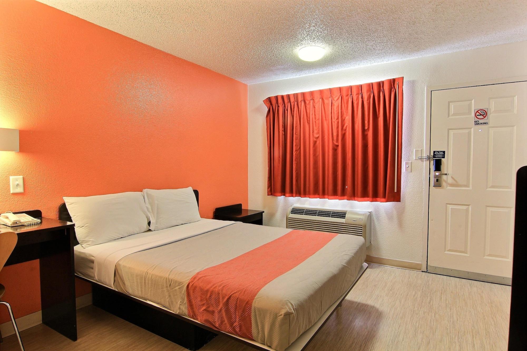 Motel 6-Austin, Tx Екстер'єр фото