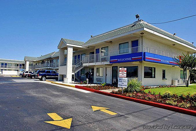 Motel 6-Austin, Tx Екстер'єр фото