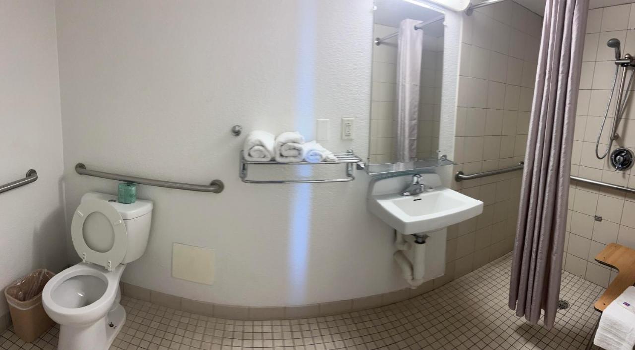 Motel 6-Austin, Tx Екстер'єр фото