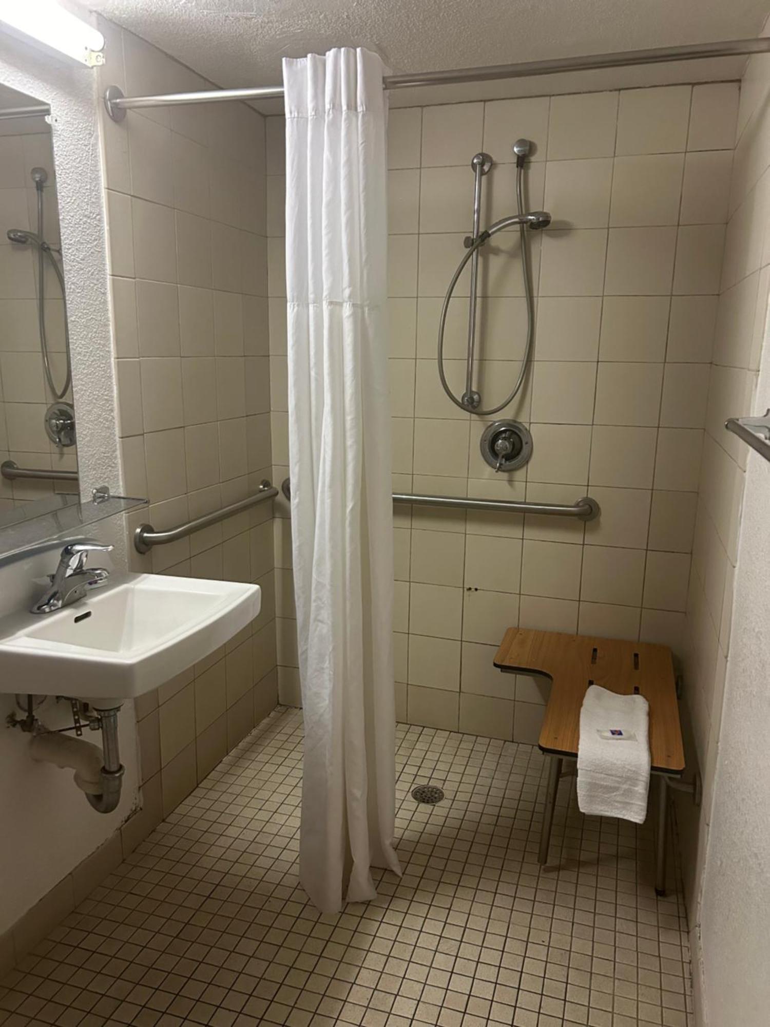 Motel 6-Austin, Tx Екстер'єр фото
