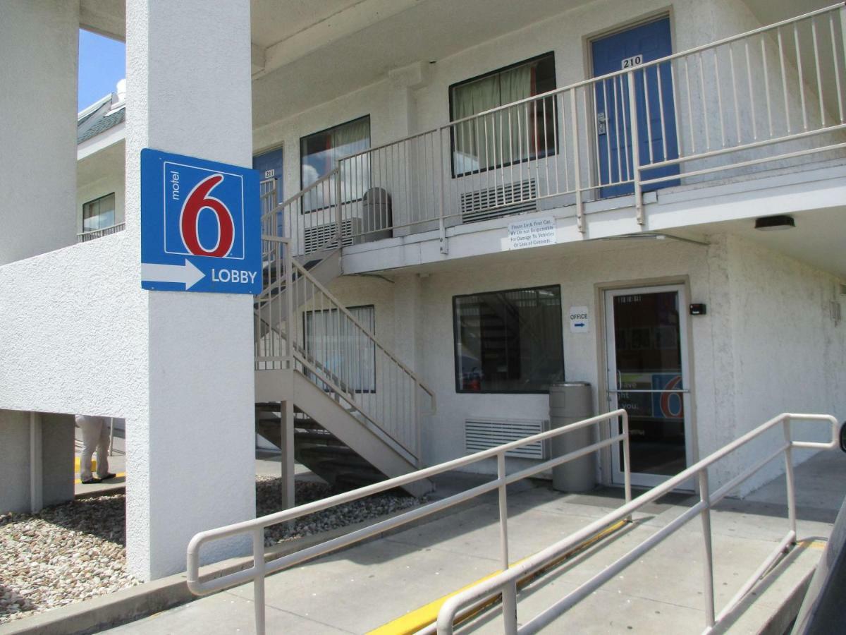 Motel 6-Austin, Tx Екстер'єр фото