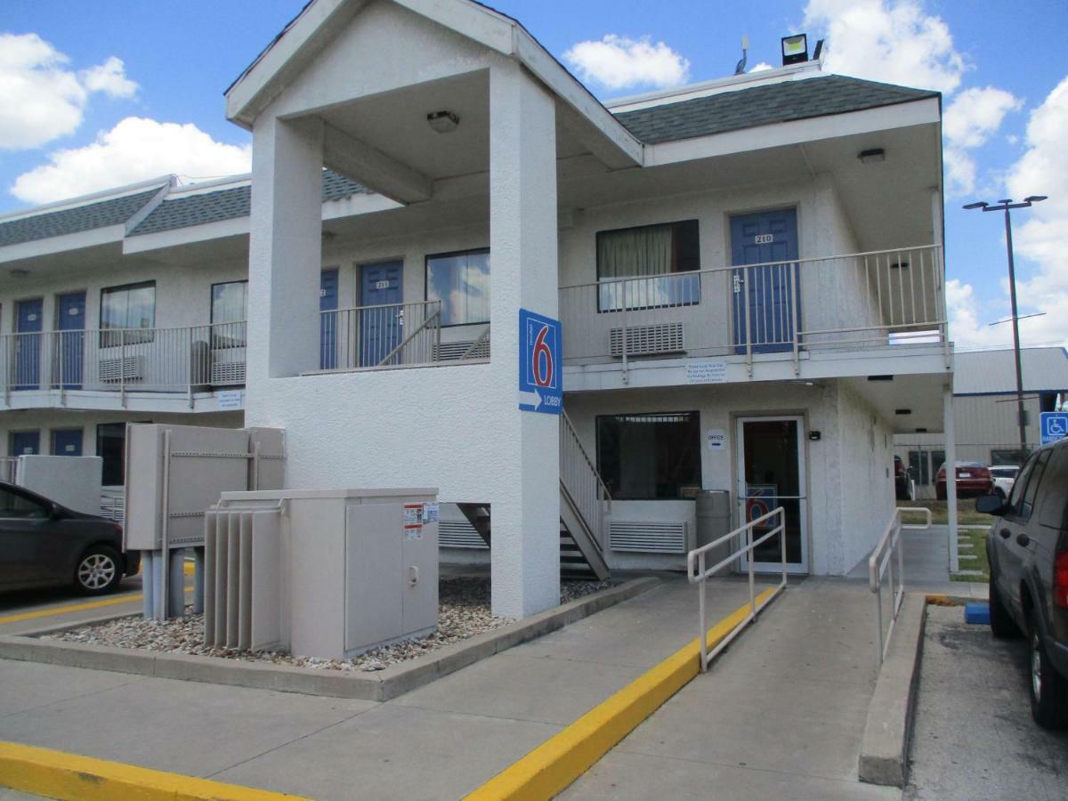 Motel 6-Austin, Tx Екстер'єр фото