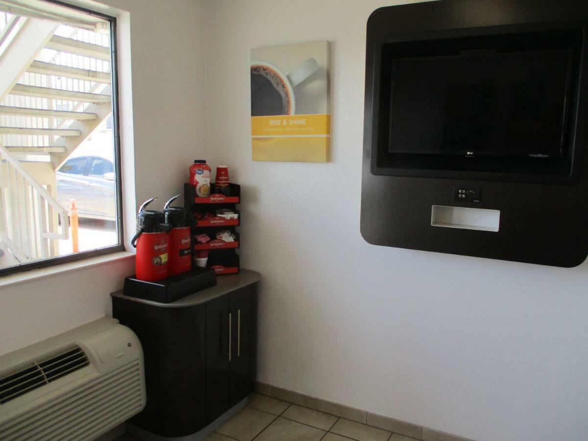 Motel 6-Austin, Tx Екстер'єр фото